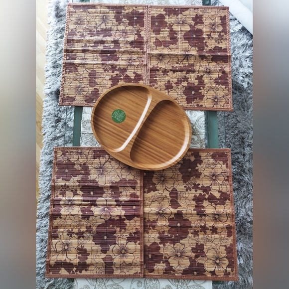 New bamboo tray with placemats. - Picture 2 of 13